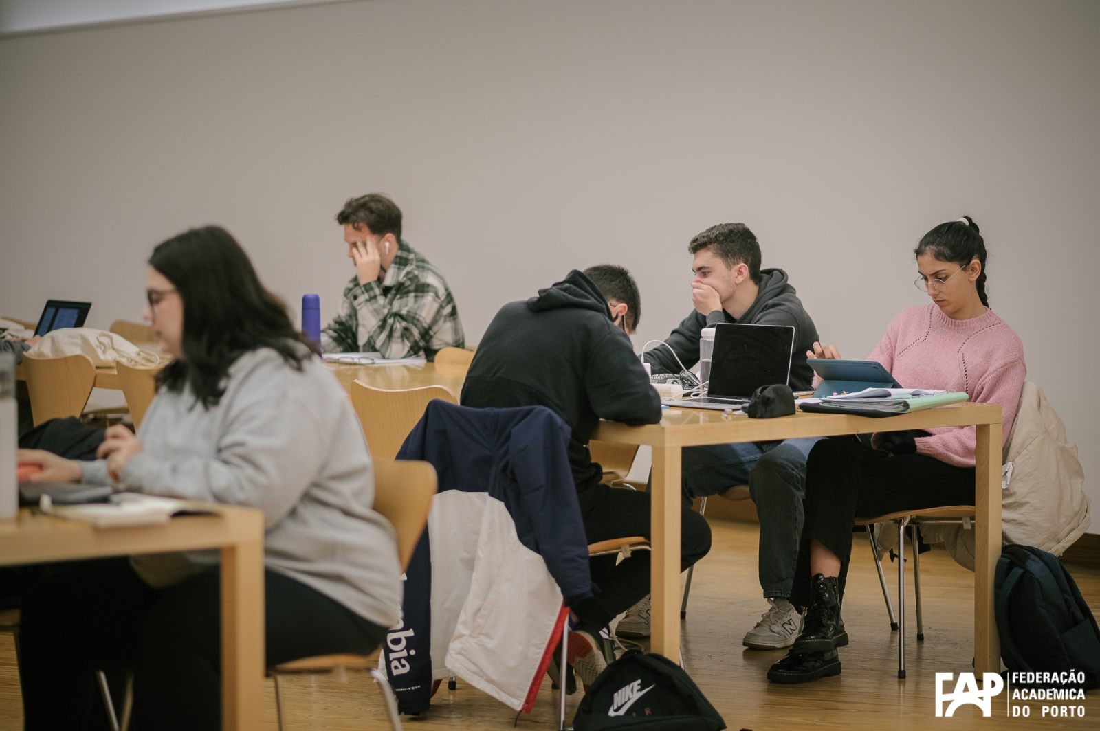 Resultados do Inquérito: A Época de Avaliação na Academia do Porto e os seus impactos na Saúde Mental